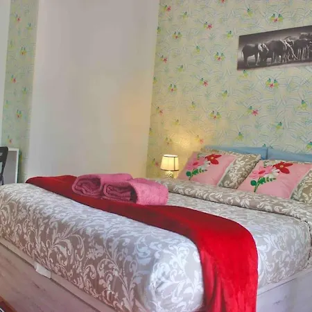 Beautiful 1 Bedroom Apartment. Apartamento
